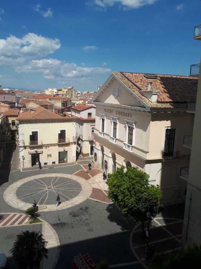 Business Home Piazza Cesare Battisti B&B Residence Foggia Exterior photo